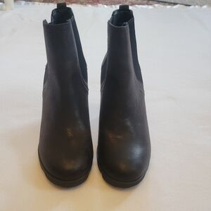 Sorel Joan Uptown Chelsea Boots